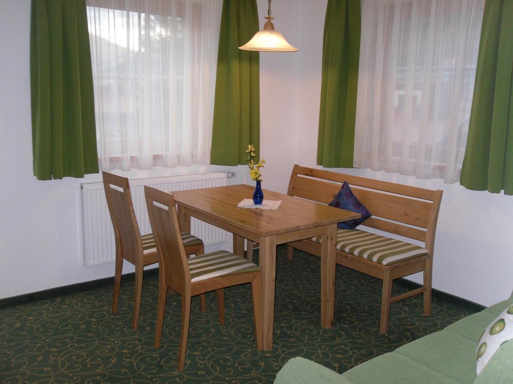 Hotel Jenneweinhof Tux Habitación foto